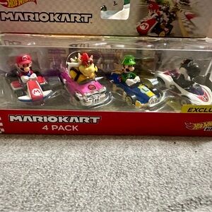 Hot Wheels Mario Kart 4-Pack Die-Cast Vehicles